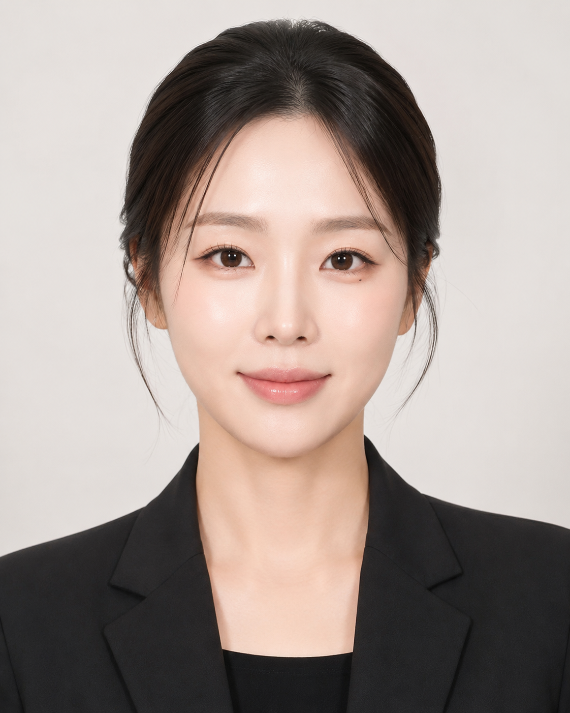 웃고 있는 김유미 원장